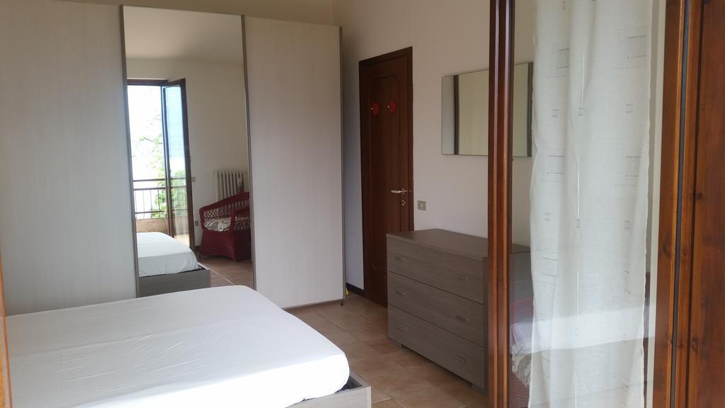 Appartamento Dellea Luino Exterior photo